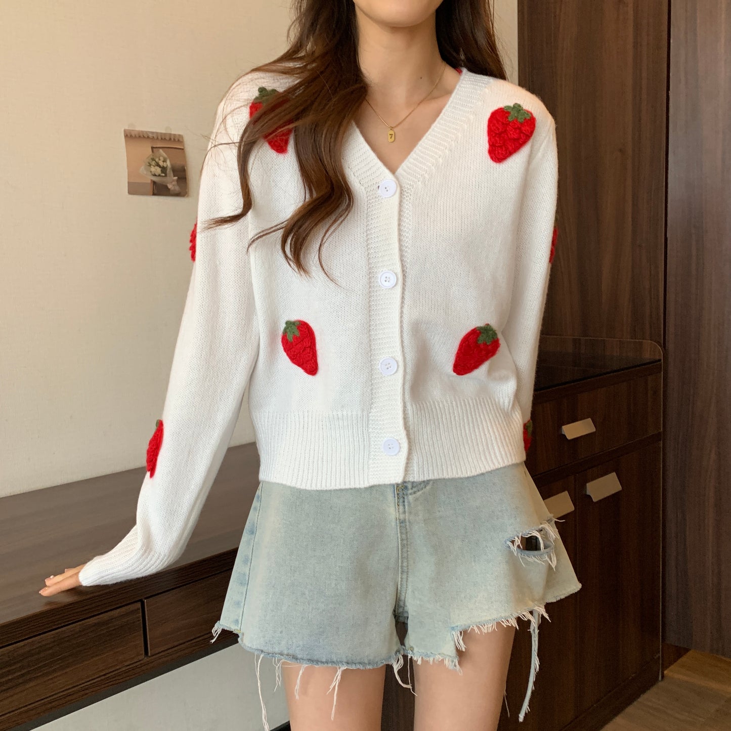 Women's V-Neck Knit Floral Pattern Cardigan Strawberries Embroidery Long Sleeve Sweater Tops, Women Button Down Sweater Knit Cardigan XS-XXL